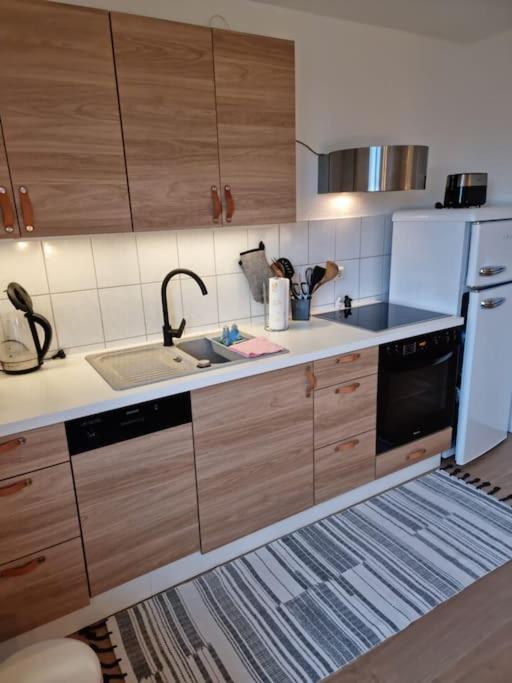 Ferienwohnung Fuer Naturliebhaber ペーネミュンデ エクステリア 写真